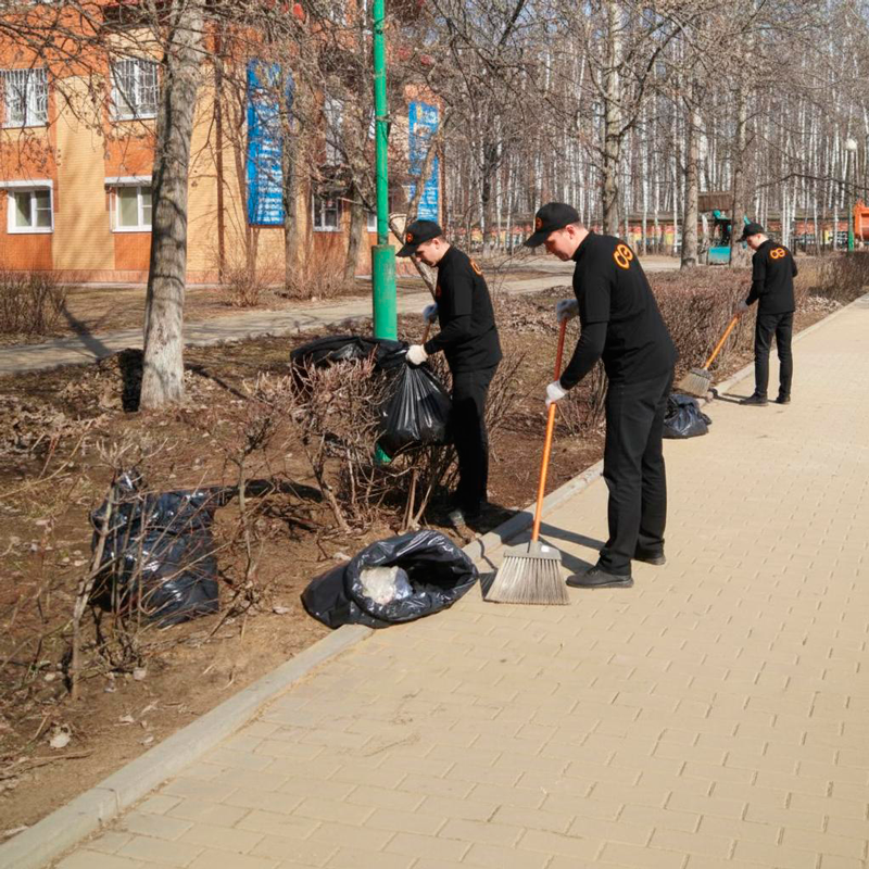 Уборка территории  в Арске